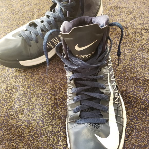 Nike Hyperdunk 2013 Women's basketball shoes 9 - Picture 3 of 7